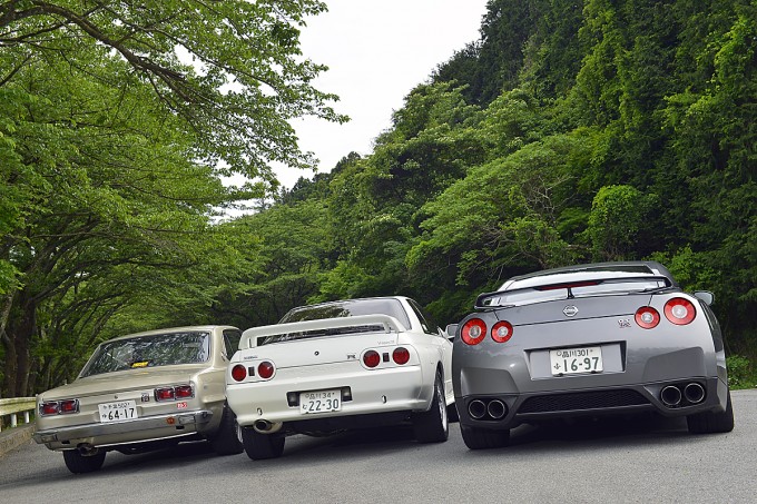 左からハコスカGT-R（KPGC10）、R32GT-R（BNR32）、日産GT-R（R35）