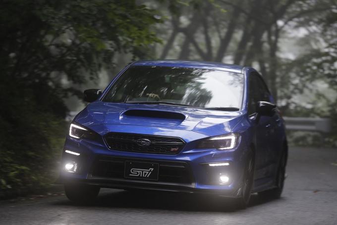 画像ギャラリー 試乗 ニュル仕込みの新アイテムが効果抜群 スバルwrx S4 Sti Sport は究極の大人スポーツ 画像7 自動車情報 ニュース Web Cartop