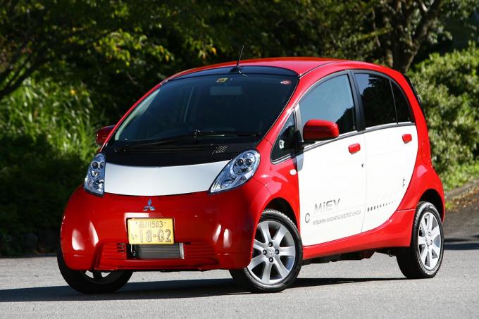 画像ギャラリー 海外はスポーツカーに大型suvまで Ev 化 日本の 電気自動車 は 街乗り用 という認識は間違い 画像1 自動車情報 ニュース Web Cartop