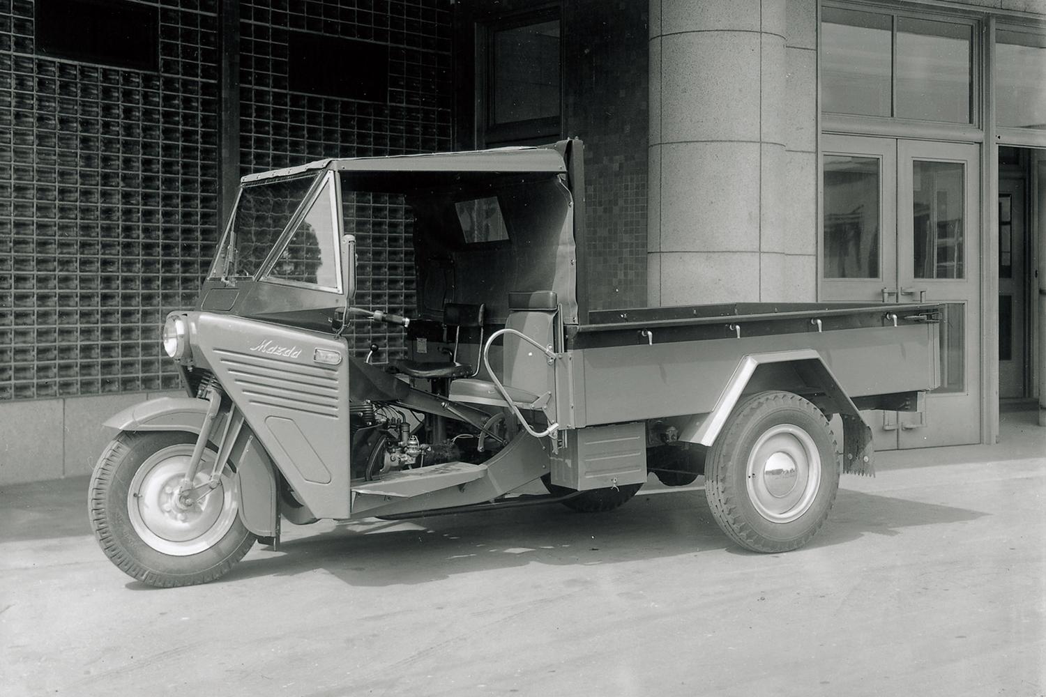 マツダCLY型三輪トラック