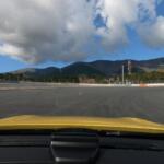 【画像】ノーマルで300km/hを記録する市販車も！　日本屈指の国際サーキットの走り方をレーシングドライバーが伝授 〜 画像20