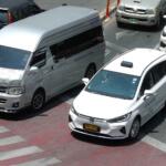 【画像】タイのバンコクで中国製BEVタクシーが急増中……も乗り心地は従来の「カローラアルティス」に軍配!! 〜 画像4