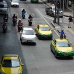 【画像】まるでタクシーレプリカのようなクルマの正体は!?　タイでライドシェアに「行灯のないタクシー」が使われる事情 〜 画像3