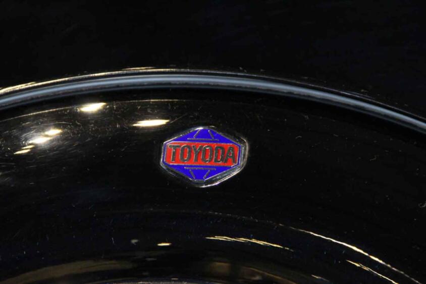 世界中で通用する社名「トヨタ」はかつて「トヨダ」だった！　「ダ」から「タ」へと濁点がなくなった理由とは
