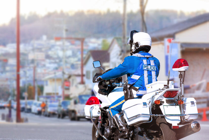 パトカーや消防車のレプリカはどこまでならOK？ コスプレをして街を歩いてもいいのかを解説 | 自動車情報・ニュース WEB CARTOP