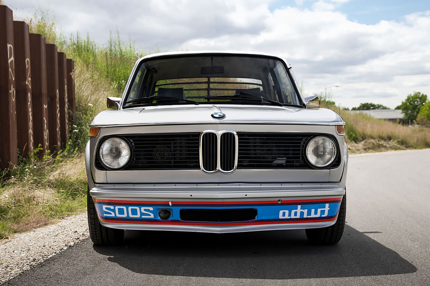 BMW2002ターボは元祖「羊の皮を被った狼」だった 〜 画像8