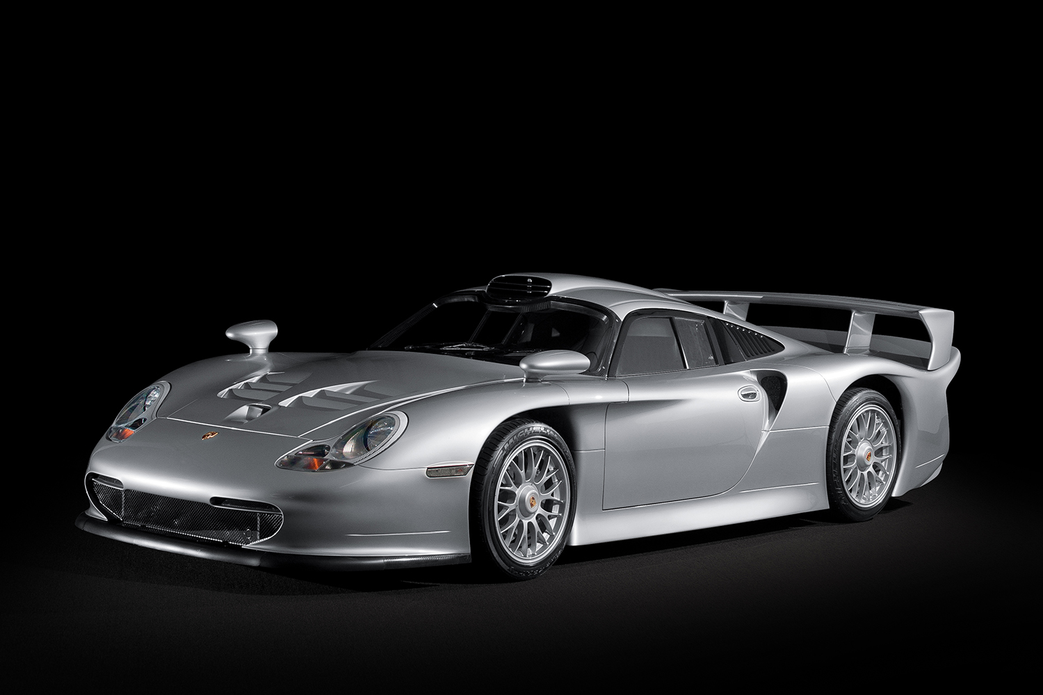 ポルシェ911 GT1のフロントスタイリング 〜 画像5